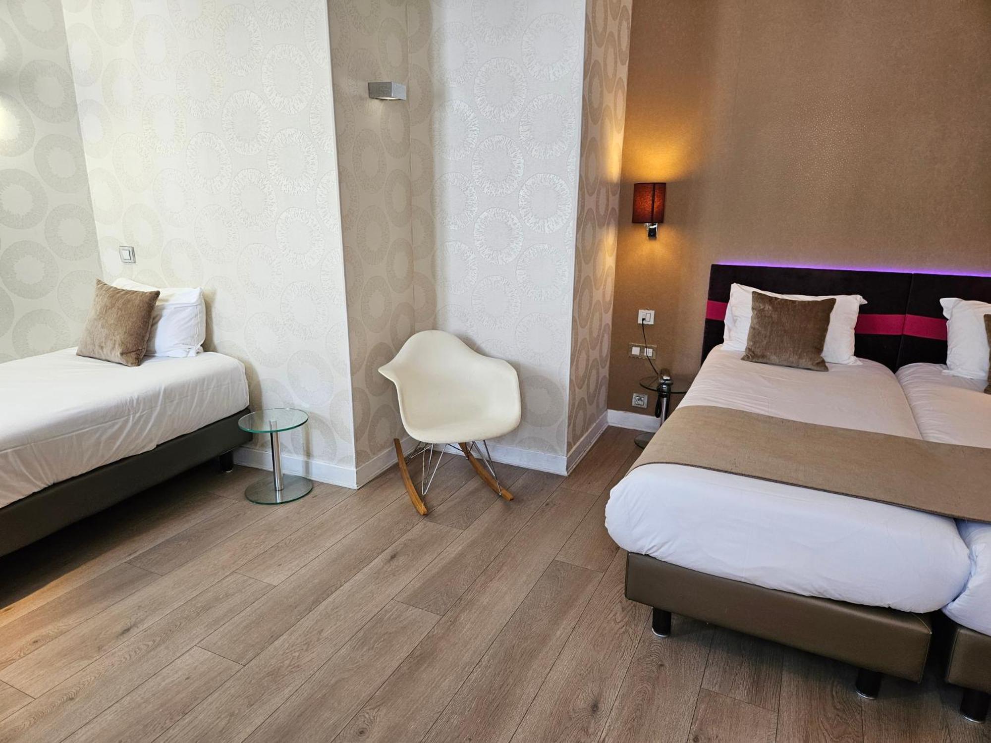 Atn Hotel Paryż Zewnętrze zdjęcie